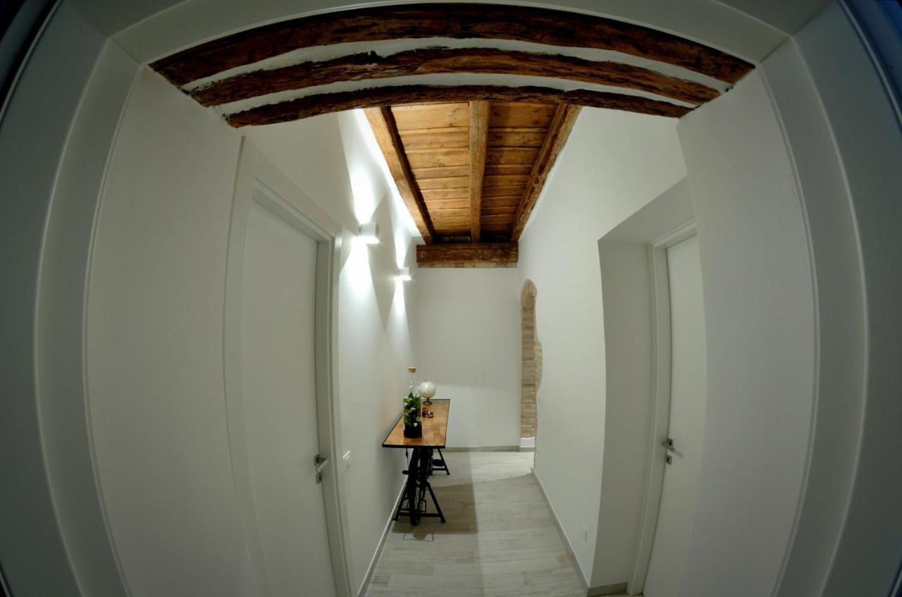 B&B Del Corso Лорето Экстерьер фото